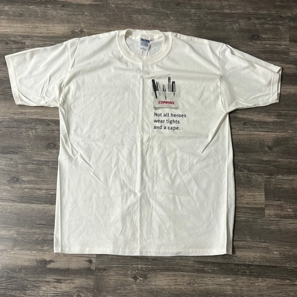 Vintage Gildan Activewear Compaq T-Shirt